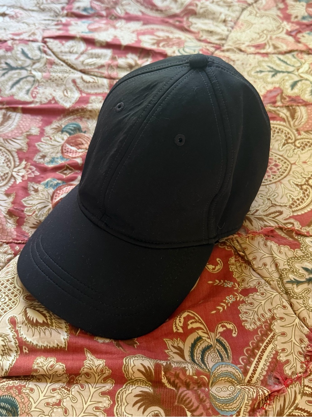 Women’s Lululemon Black Baseball Cap